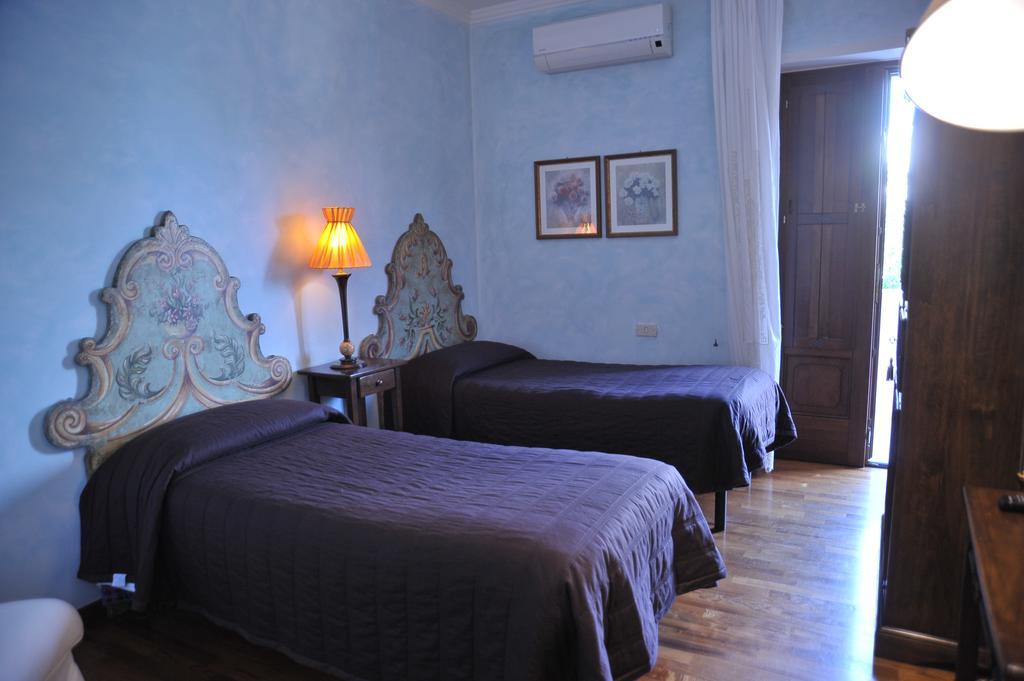 Relais Casabella Guest House Martina Franca Exterior photo